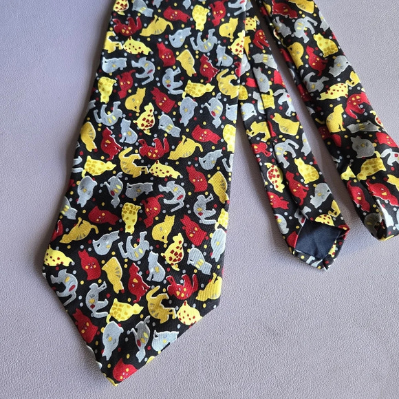 Bundle of 4 Vintage 100% Silk Men's Tie Italian and Angentinian Preppy Classic - Picture 4 of 9